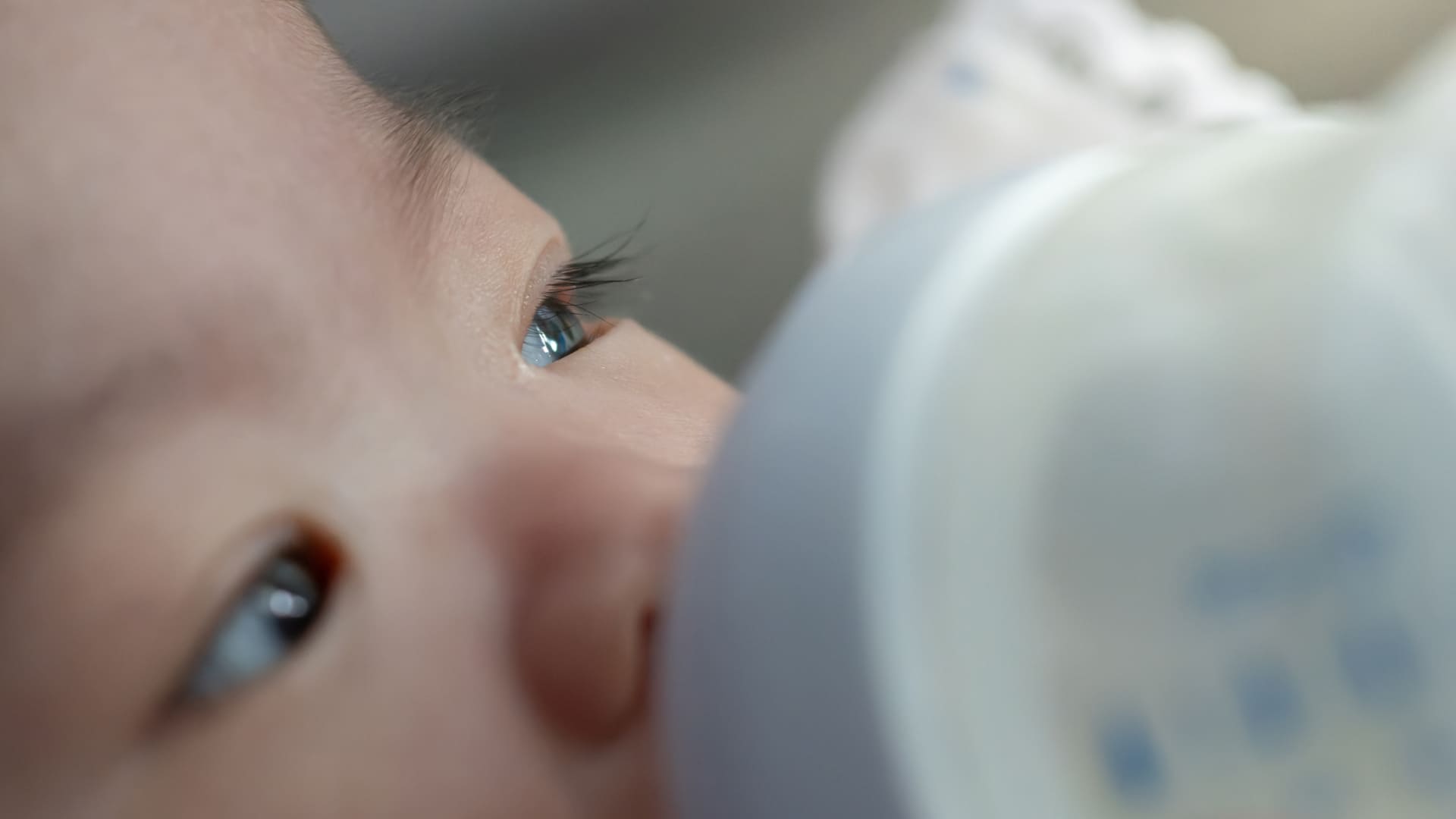 どんなときに「母乳、足りてないかも」と一番不安になりましたか？のサムネイル