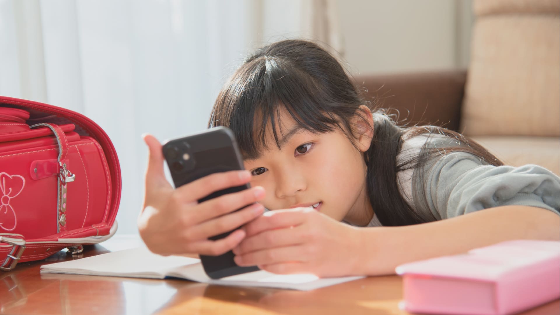 子どもにマイキー（キッズスマホ・スマホ）を何年生から、どんな理由で持たせた？のサムネイル