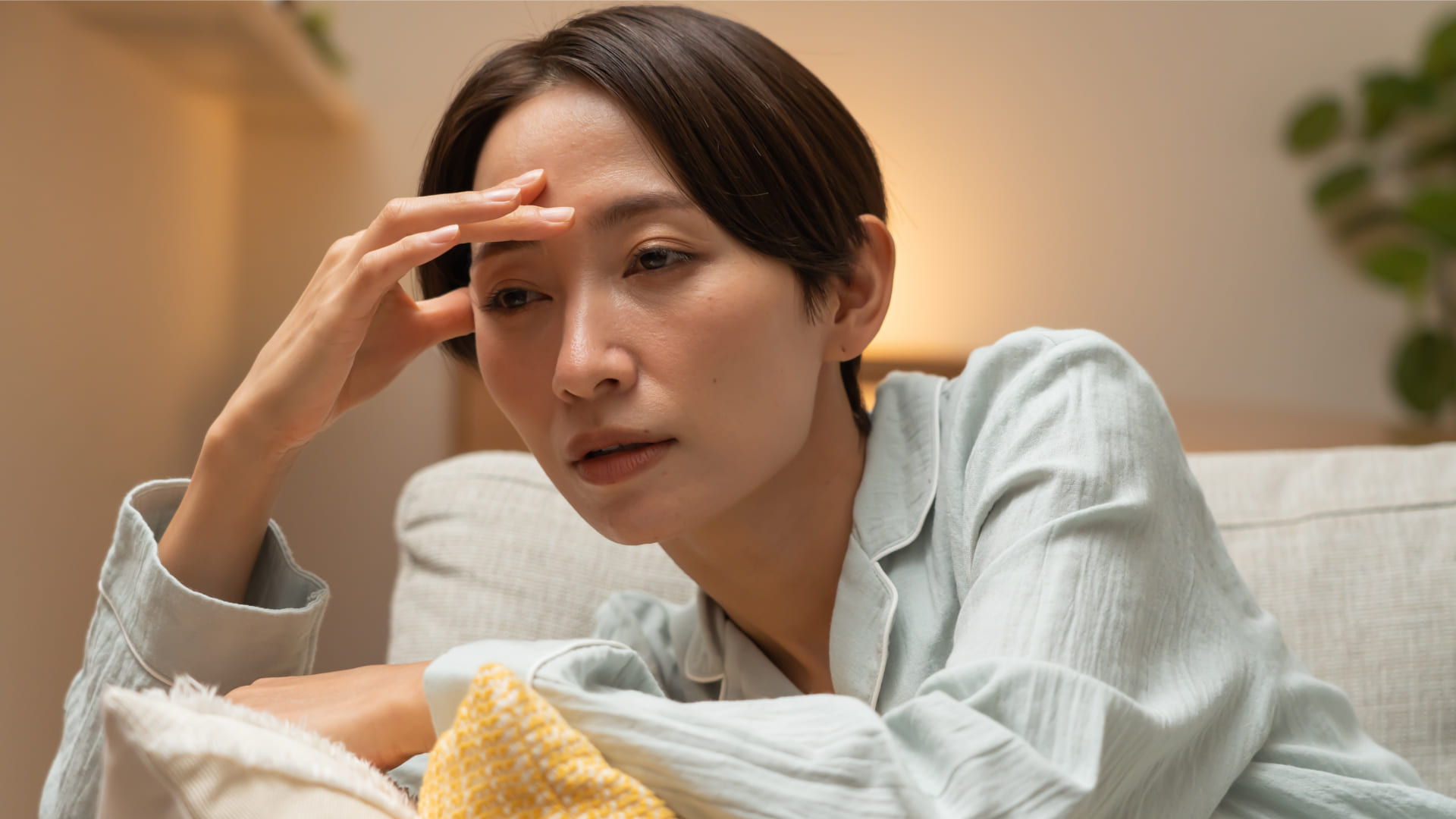眠れない夜、頭の中でよく考えてしまうことは何ですか？のサムネイル