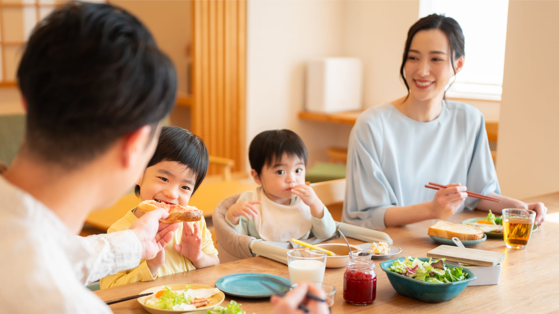朝は『ごはん派？パン派』のサムネイル