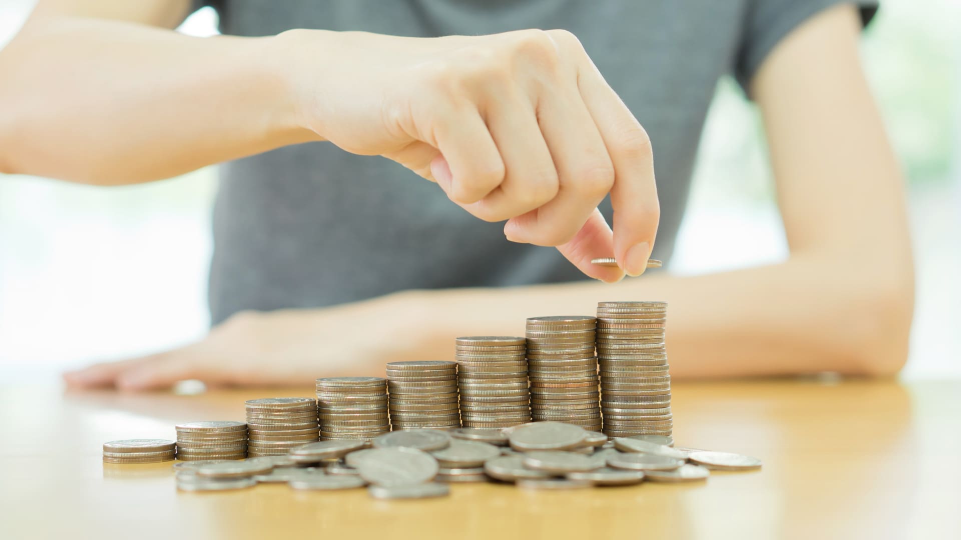 子育て世帯、いま一番「お金をかけたいもの」は何ですか？のサムネイル