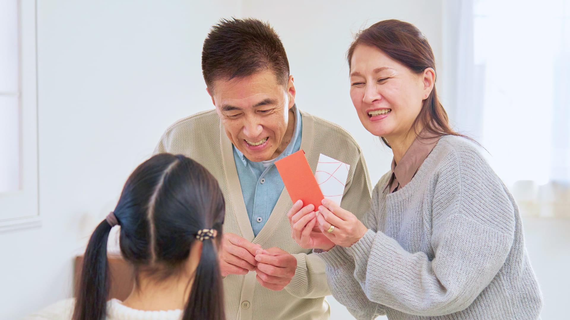 お年玉をあげるときに一言添えるなら？のサムネイル