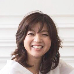 高松 ますみ