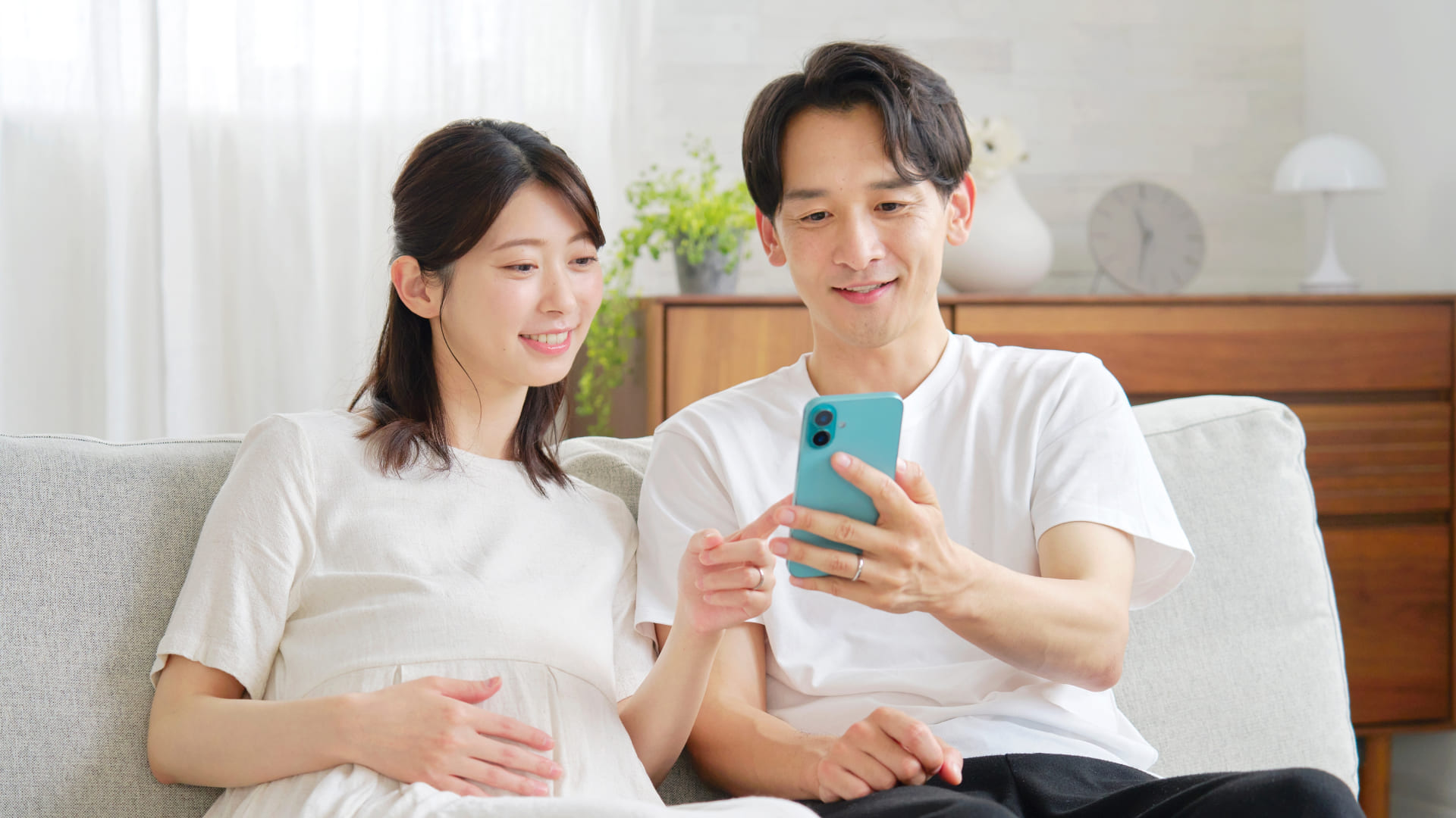 夫婦間で子育てや家事のに関してスケジュールはどうやって共有してる？のサムネイル