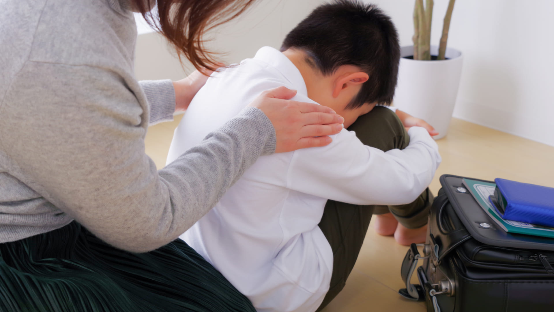 学校に「行かない」という選択、アリだと思う？その理由も教えてのサムネイル