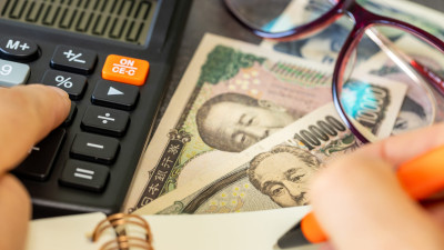 毎月の「子ども関連費」の中で、一番ストレスを感じることは何？のサムネイル