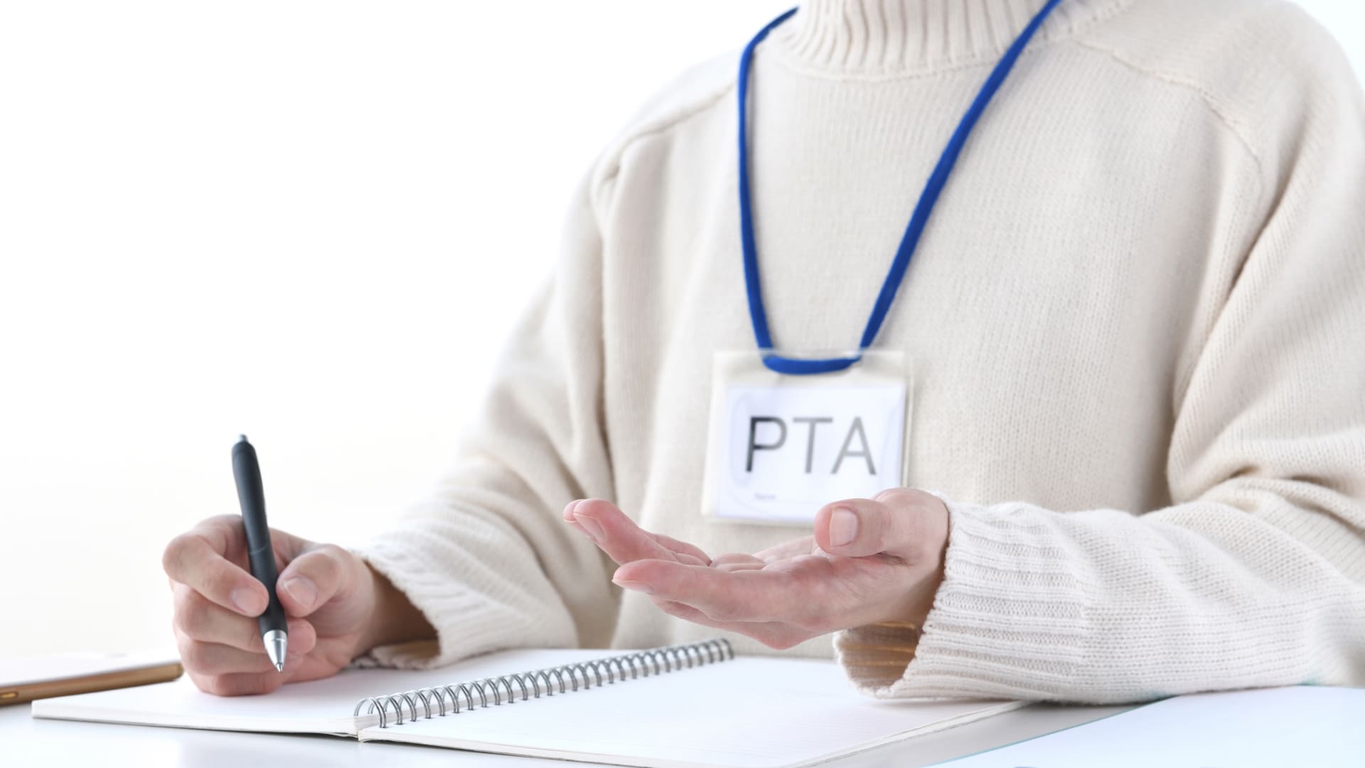 【アンケート】令和の小学校PTA・役員制度。ぶっちゃけ「完全廃止・外注」にしてほしい？のサムネイル