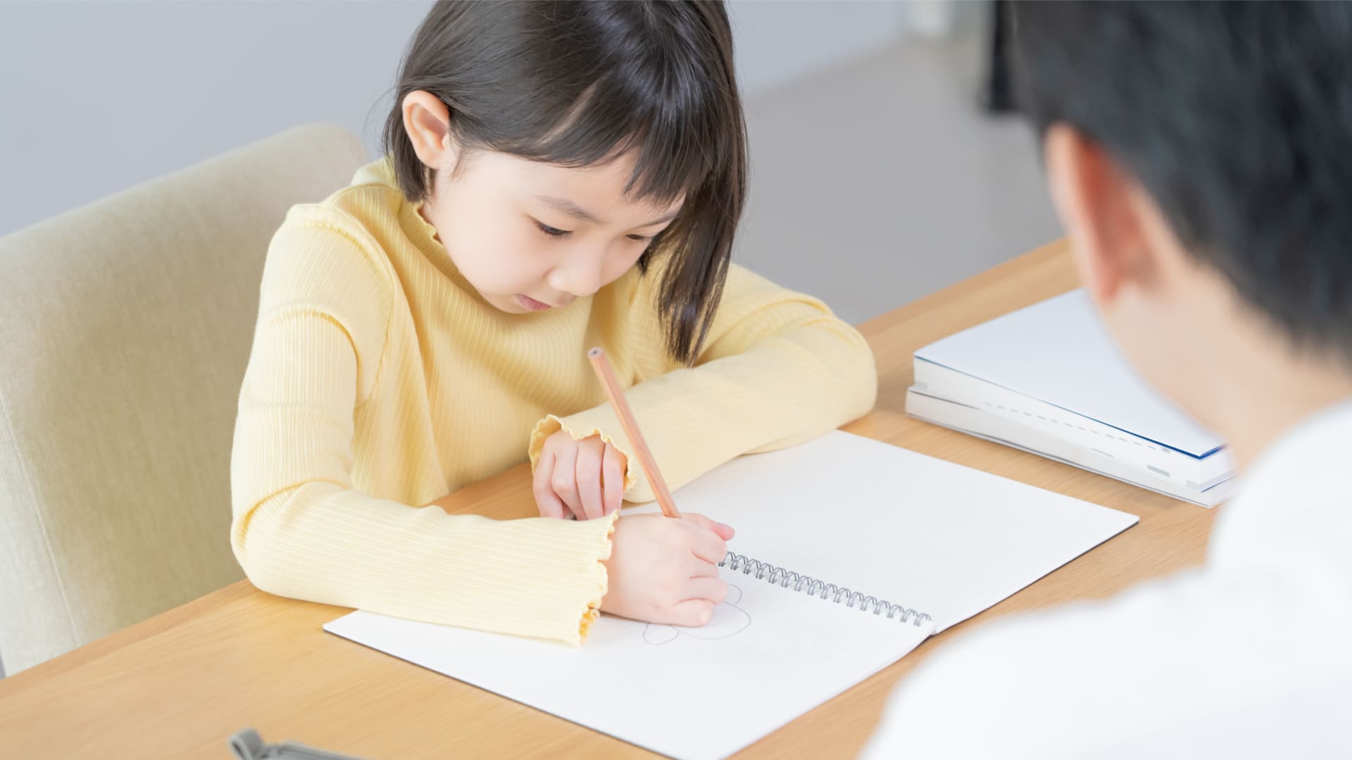 【アンケート】子どもの学習で家庭教師を利用したことある？のサムネイル
