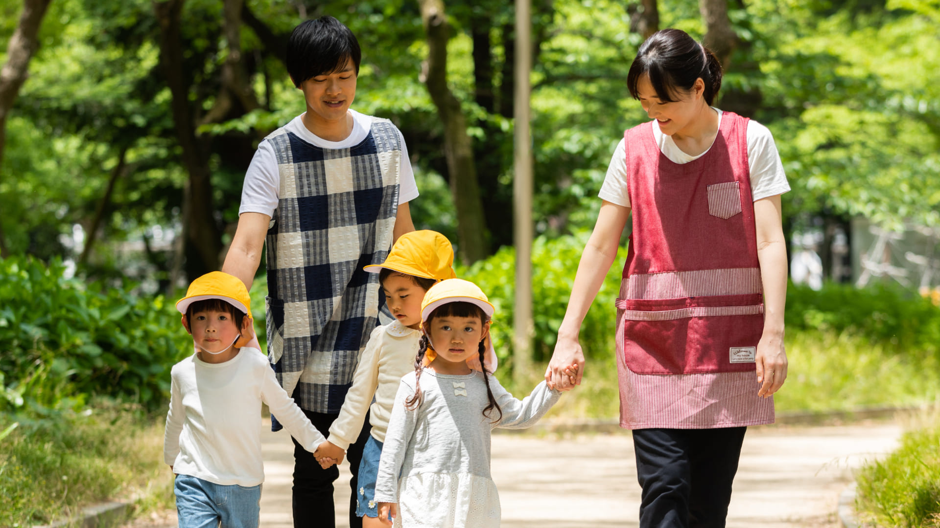 【アンケート】幼稚園/保育園のどっちに通わせてた(る)？のサムネイル