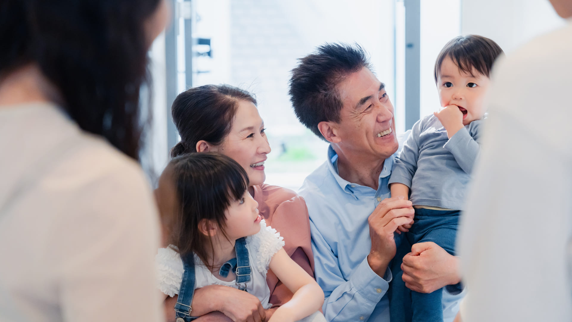 どちらかの親が「アポなし」で家に来ることについて、どう思う？のサムネイル